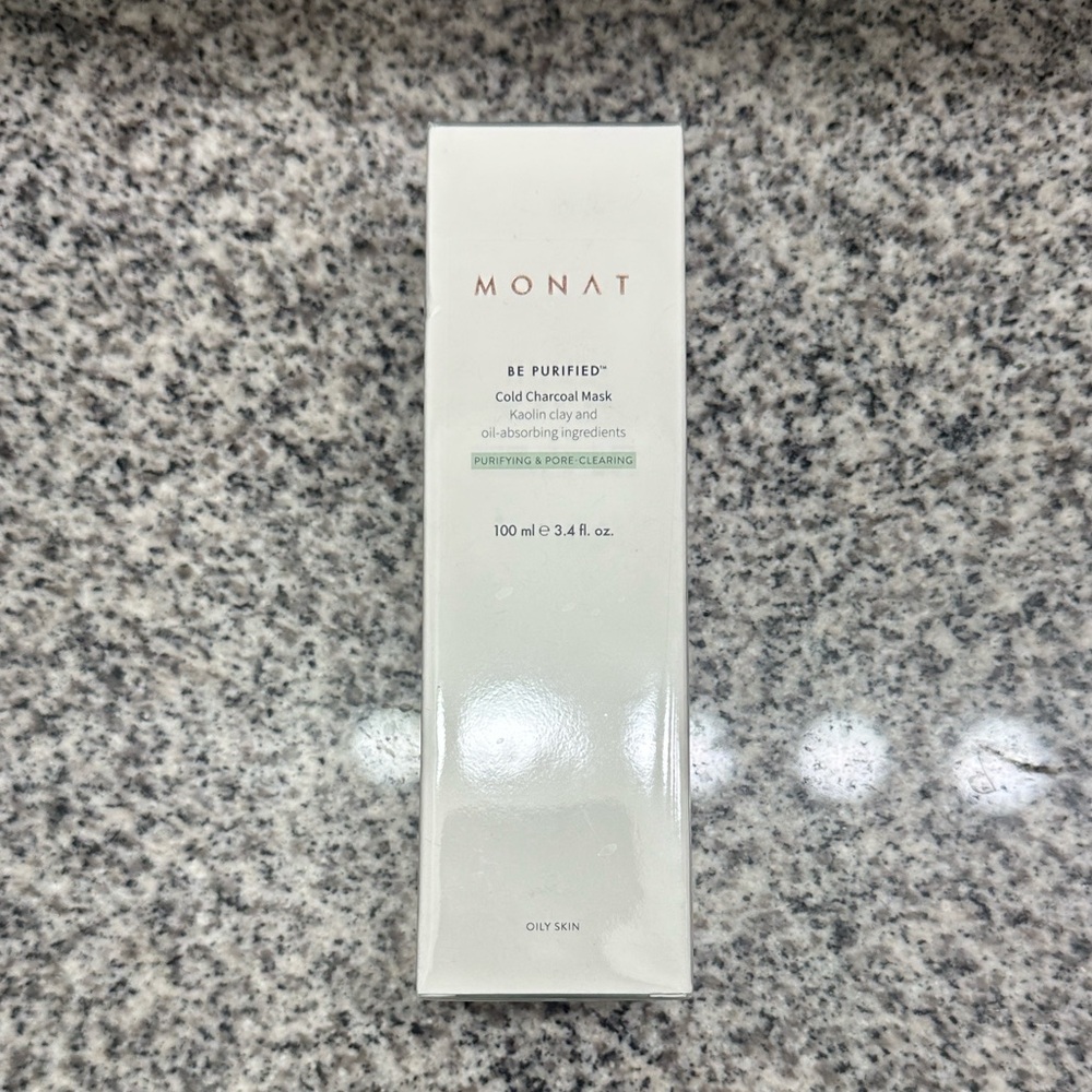 Monat Cold Charcoal Mask
